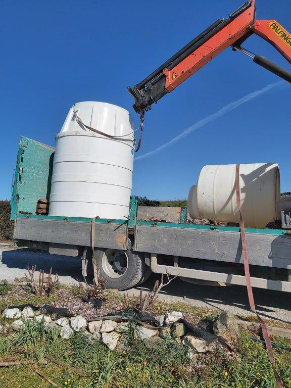 Compact Μονάδα Β.Κ AQUATEC VFL AT12 σε συγκρότημα 3 κατοικιών