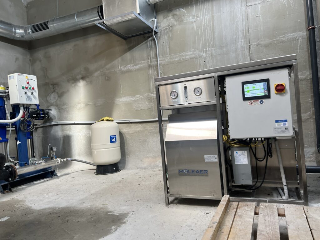 ΓΕΝΝΗΤΡΙΑ ΝΑΝΟΦΥΣΑΛΙΔΩΝ Moleaer Neo-150 ΣΤΟ ΞΕΝΟΔΟΧΕΙΟ “EUROTEL QUEEN” 5*, ΣΤΙΣ ΚΑΛΥΒΕΣ ΧΑΛΚΙΔΙΚΗΣ